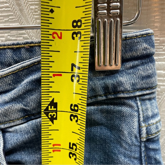 H&M Light Blue Women's Wide Leg Jeans - Picture 9 of 10